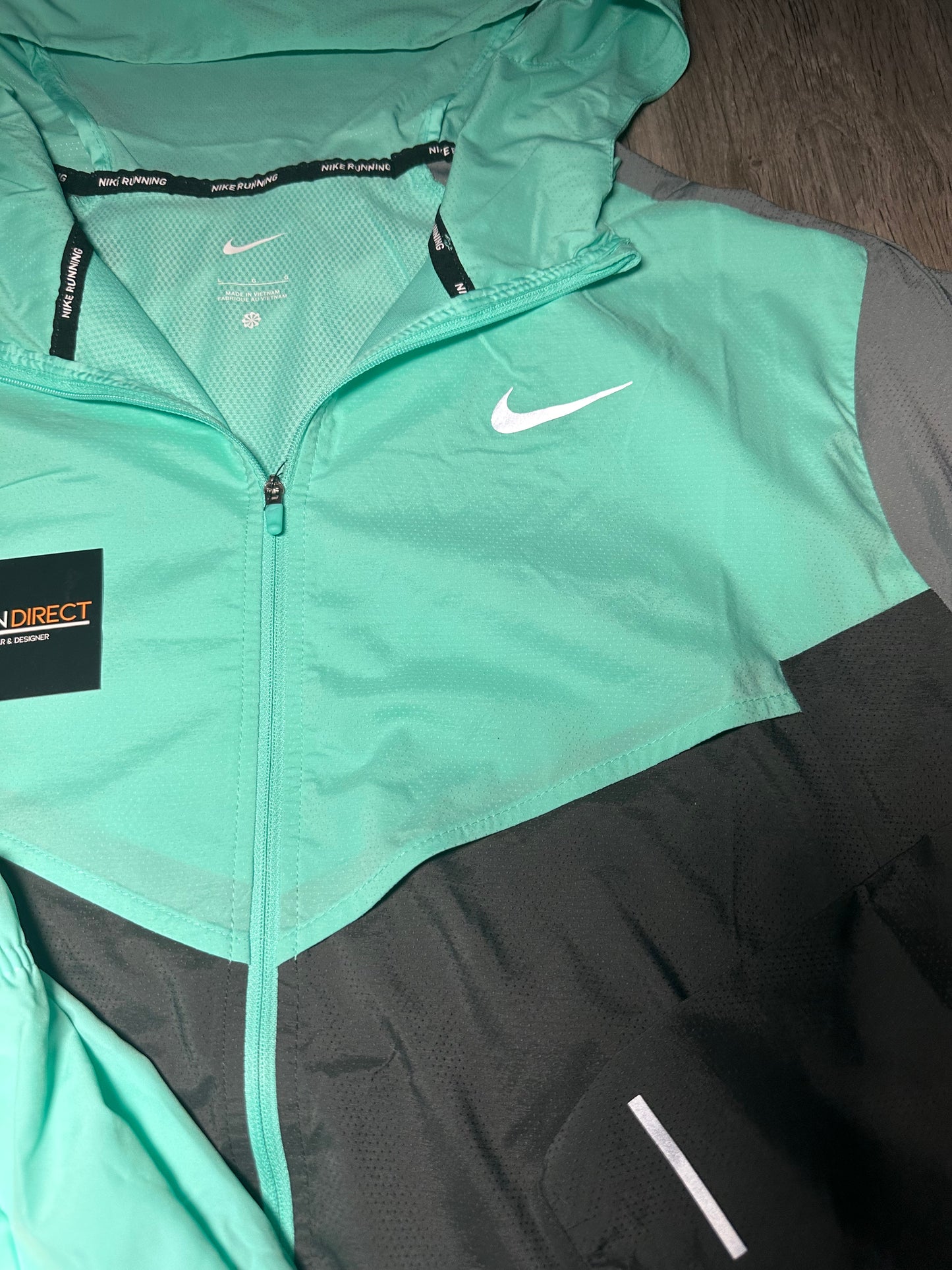 NIKE Windrunner Set Black/Grey/Mint