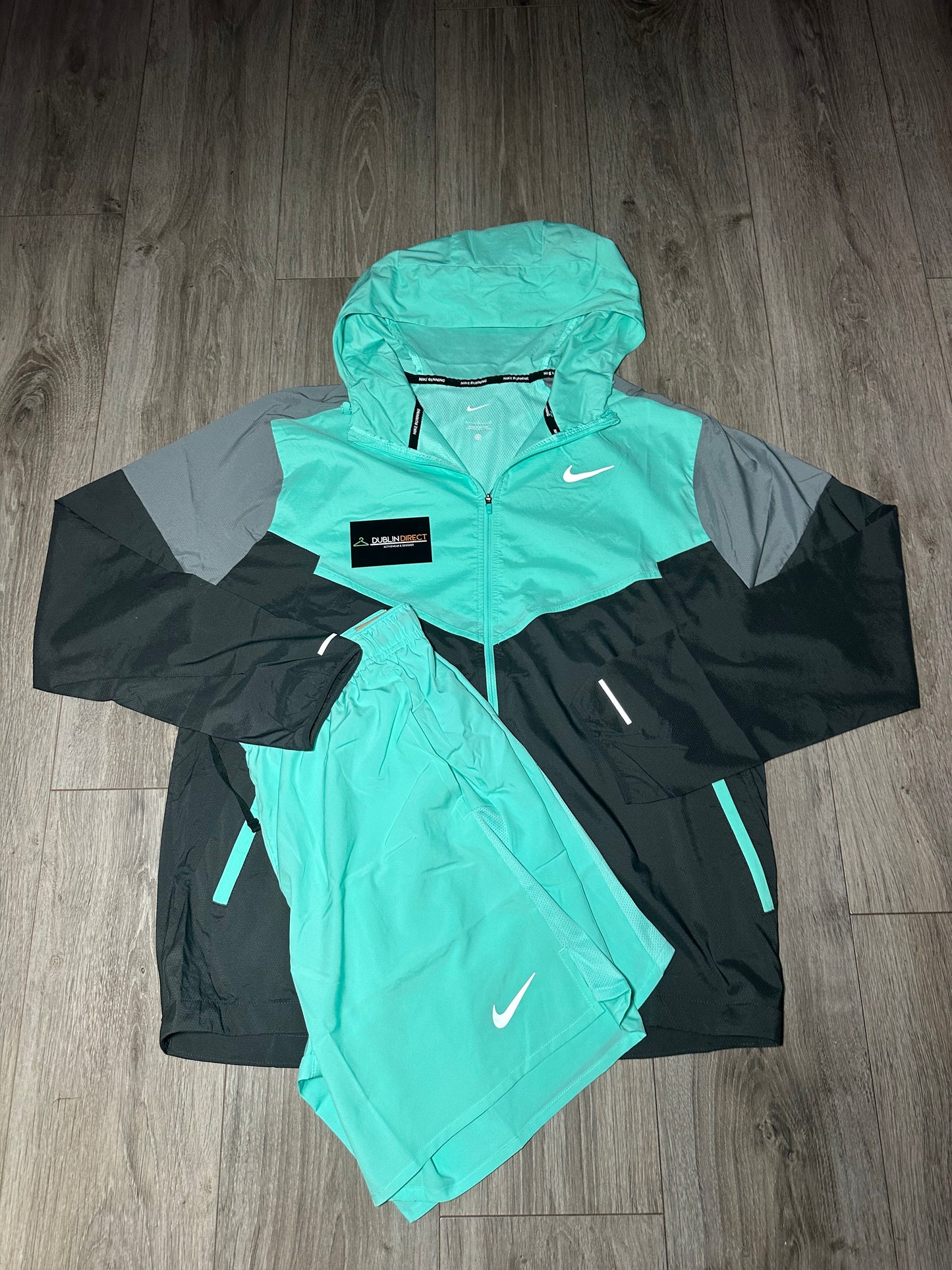 NIKE Windrunner Set Black/Grey/Mint